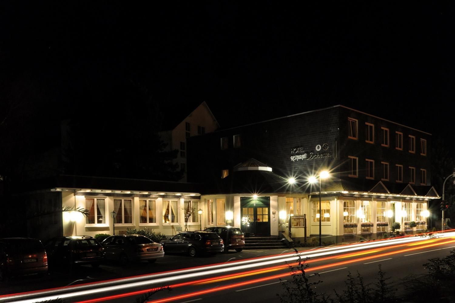 Hotel-Restaurant Schettel Olsberg Exteriör bild